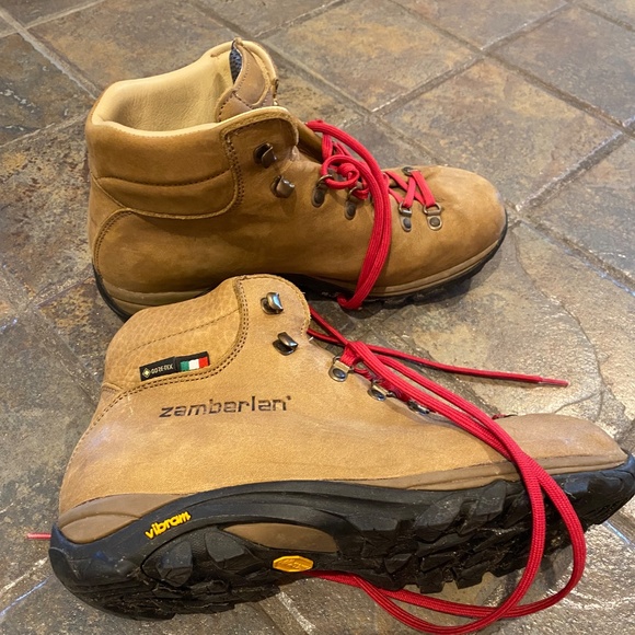 Zamberlan 320 Trail Lite EVO Gore-Tex Hiking Boots - Picture 2 of 4